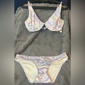 HOLLISTER SWIM LARGE NEVER WORN PURPLE BIKINI